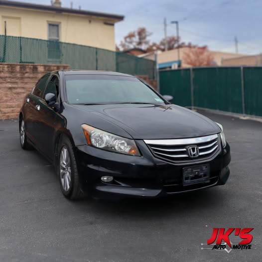 2012 Honda Accord EX-L -  136,968 mi