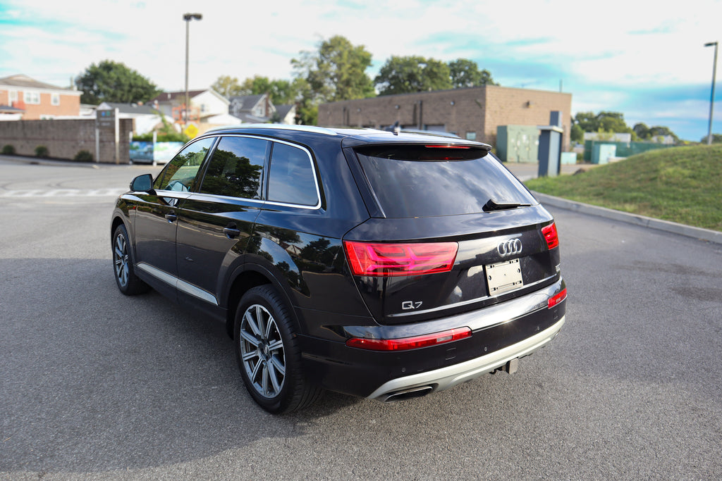2017 Audi Q7 3.0T Premium