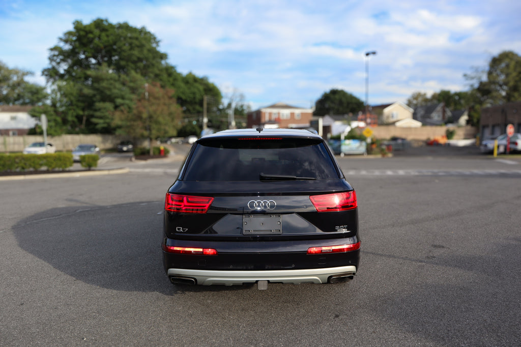 2017 Audi Q7 3.0T Premium