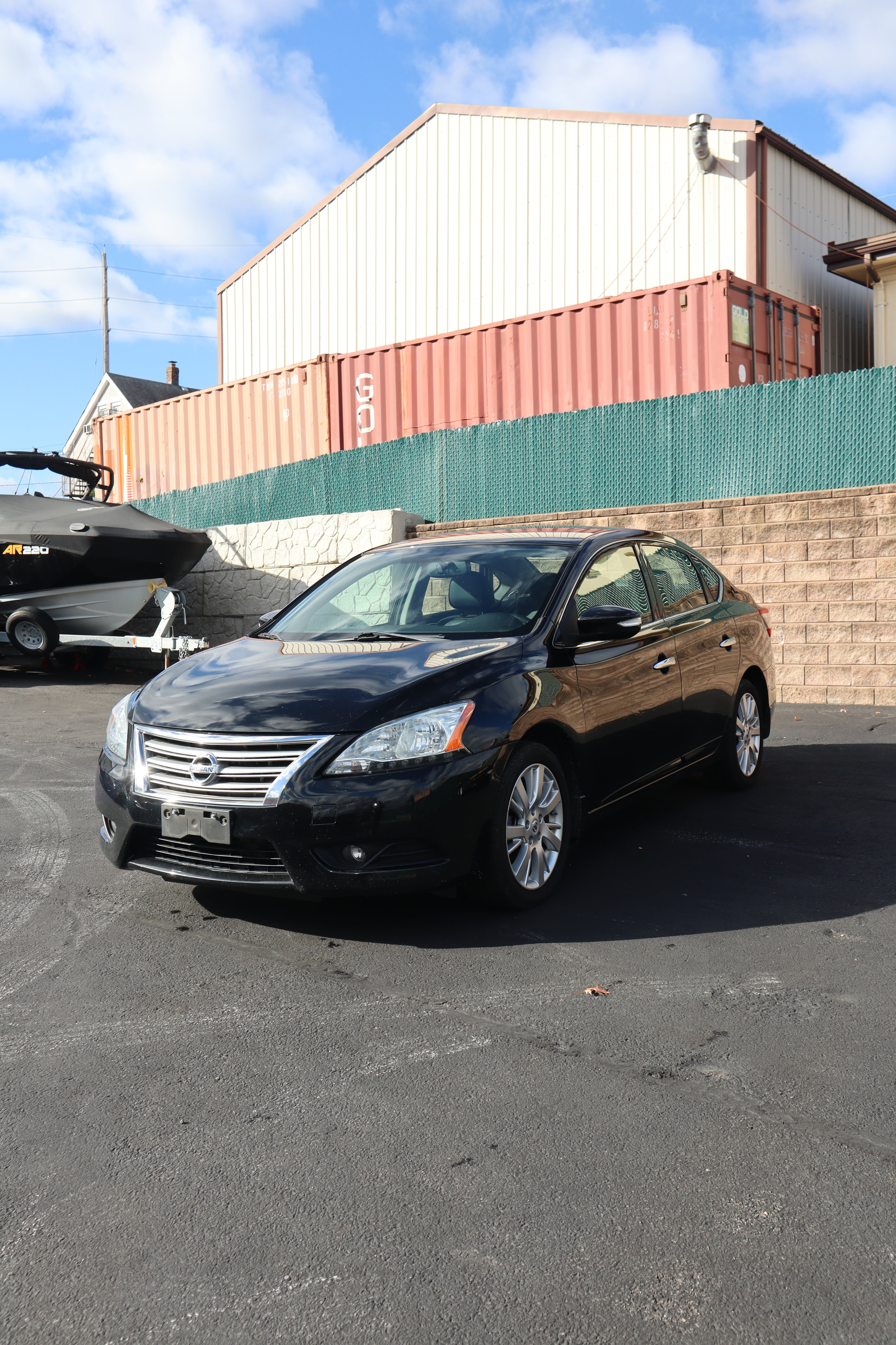 2015 Nissan Sentra SL - 185,125
