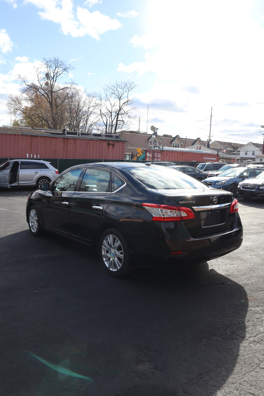 2015 Nissan Sentra SL - 185,125