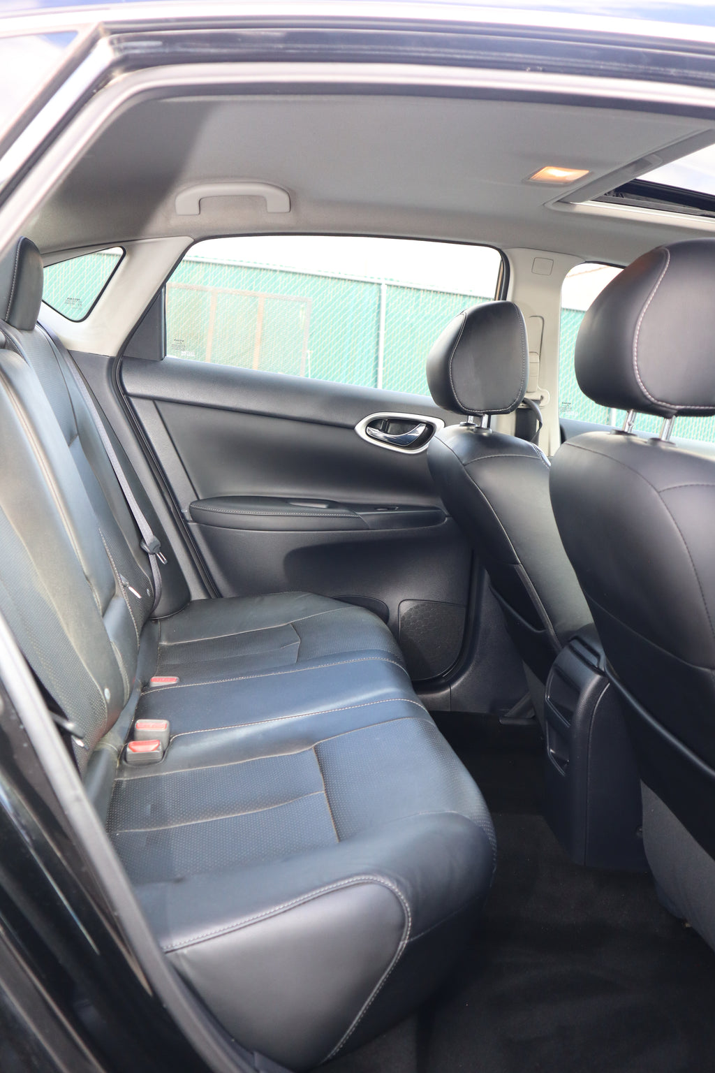 2015 Nissan Sentra SL - 185,125